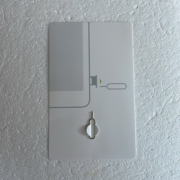 NWOT……Eject Pin Apple iPhone or iPad SIM Card Tray Remover…..Never Used - Picture 5 of 8